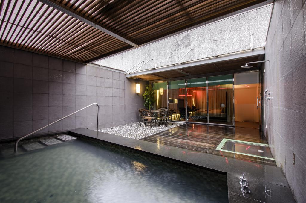 Ya Nold Fashion House Hotel Джиаоси Екстериор снимка