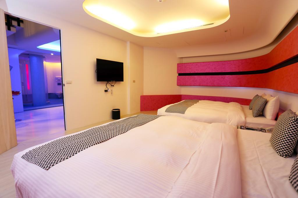 Ya Nold Fashion House Hotel Джиаоси Екстериор снимка