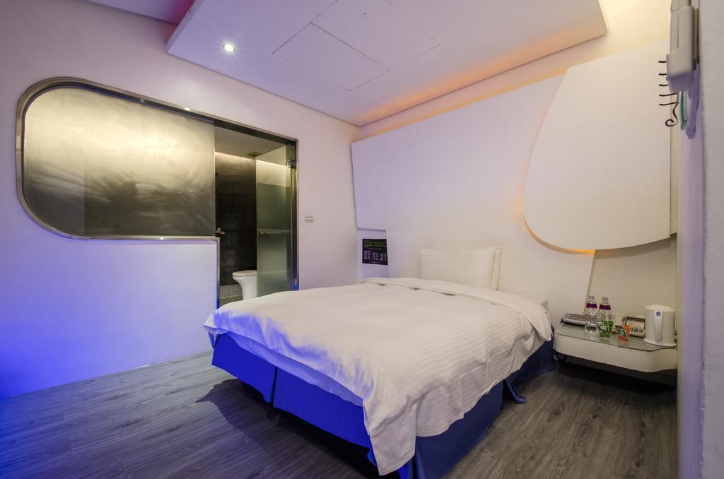 Ya Nold Fashion House Hotel Джиаоси Екстериор снимка